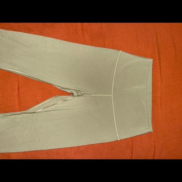 Align Lululemon - Picture 2 of 6